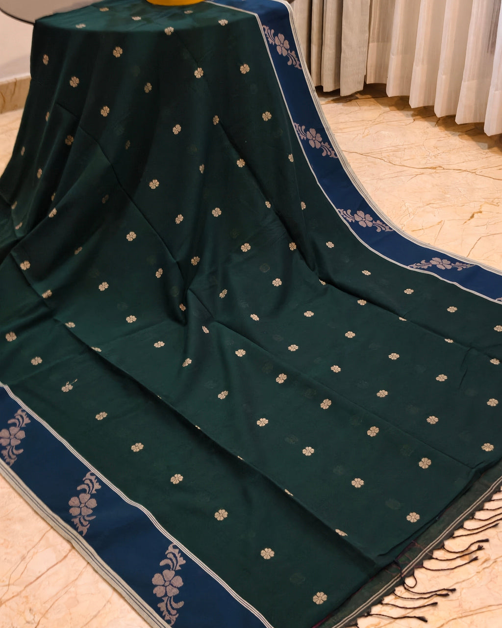 Aaranyaa Bengal cotton saree pallu, border and tassels