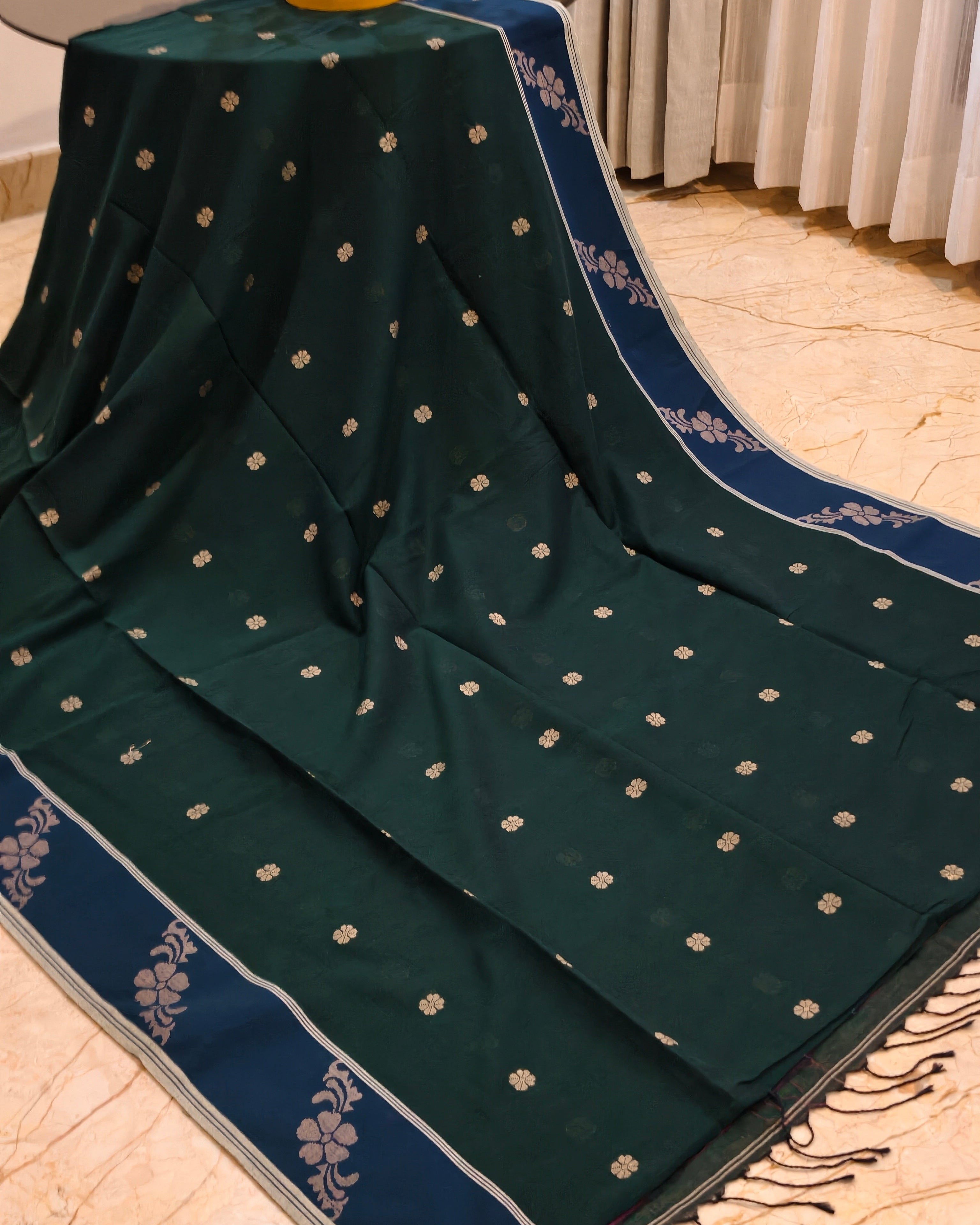 Aaranyaa Bengal cotton saree pallu, border and tassels