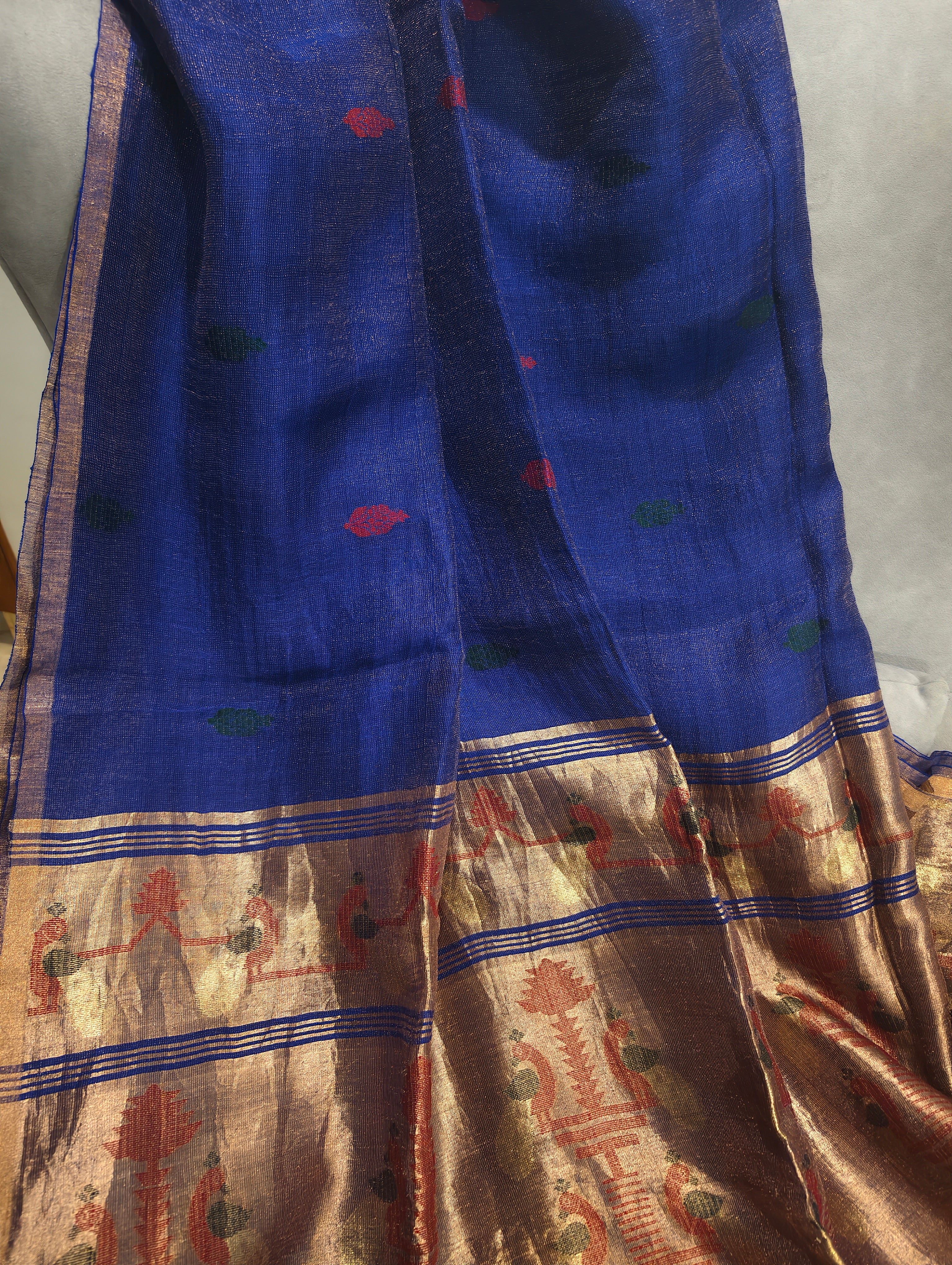 Neel Mayura – Navy Blue Matka Silk Jamdani Saree