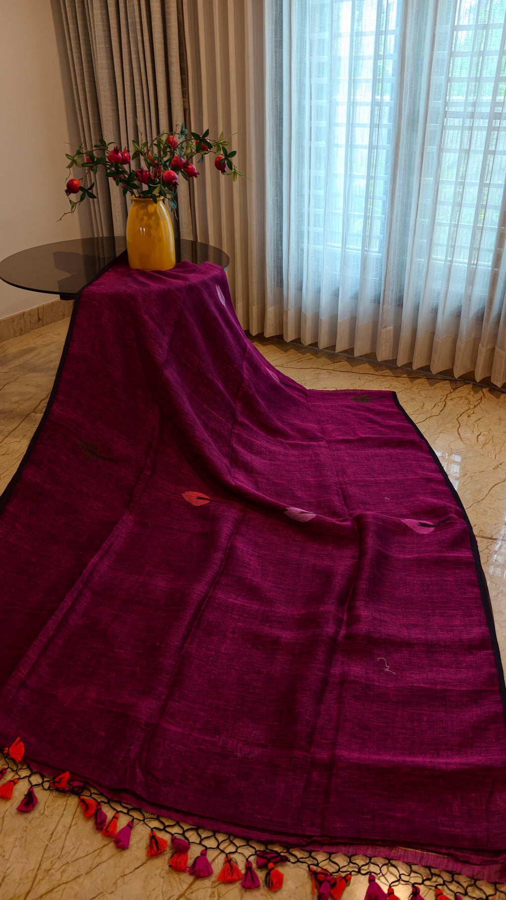 Rosé Hamsini – Magenta Linen Silk Jamdani Saree