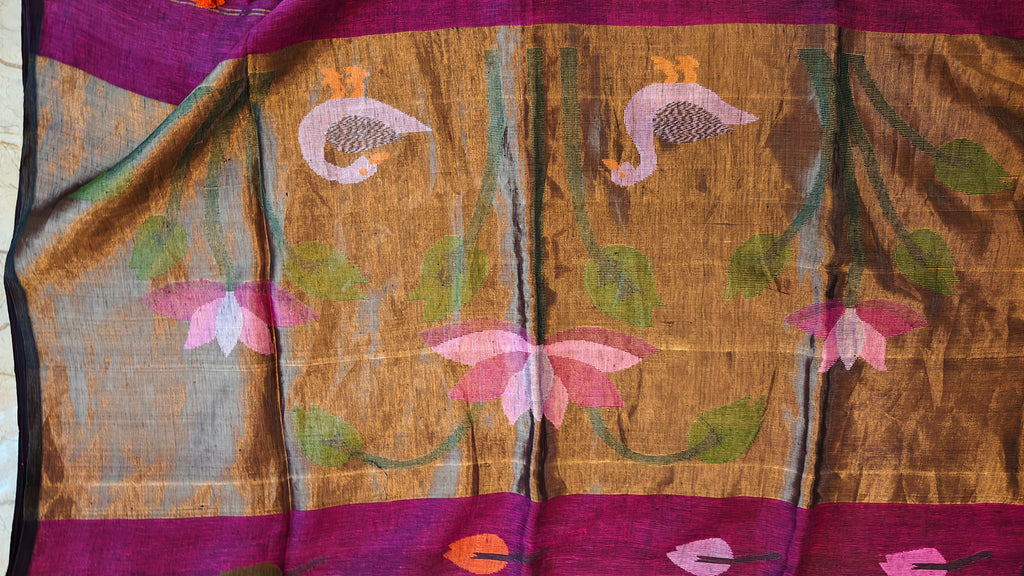 Rosé Hamsini – Magenta Linen Silk Jamdani Saree