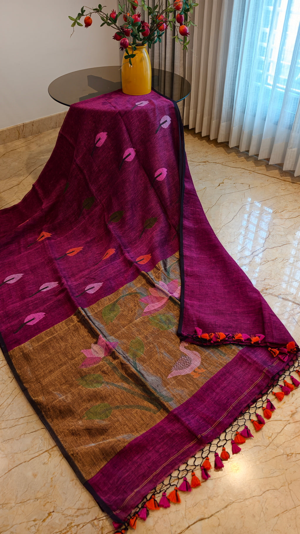 Rosé Hamsini – Magenta Linen Silk Jamdani Saree