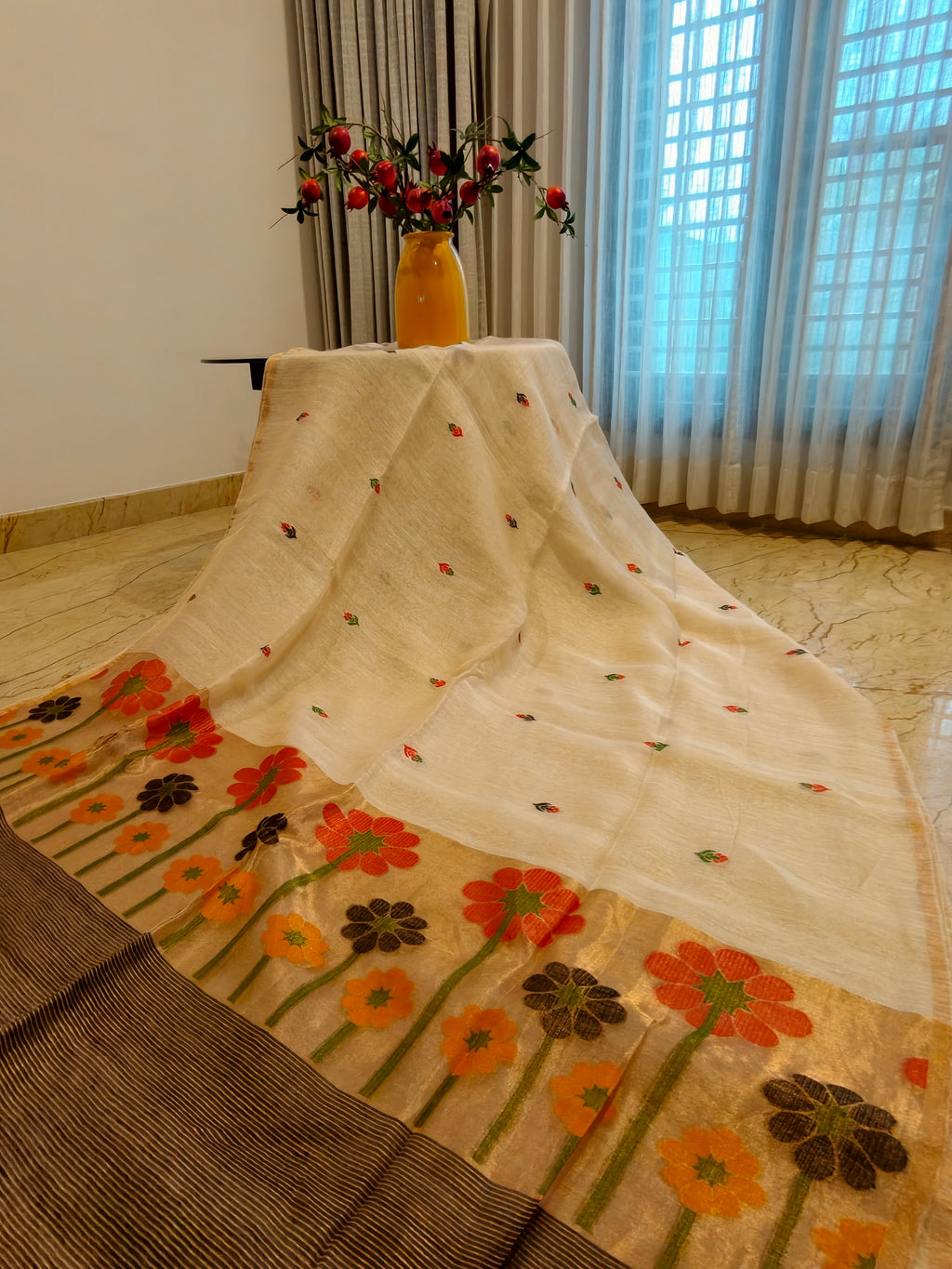 White Matka silk Jamdani saree with colourful woven floral pallu and dark zari border – Nayikaa